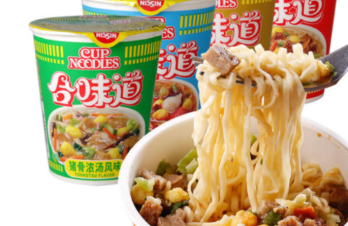 公認湯汁最好喝的5款泡面,酸菜面上榜,圖4銷售量很高