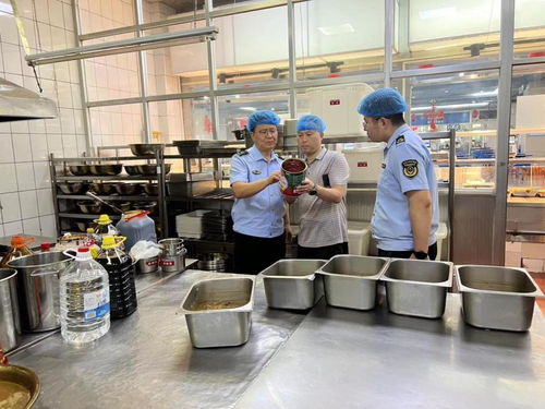 西海岸新區(qū)市場監(jiān)督管理局應邀來校指導飲食工作