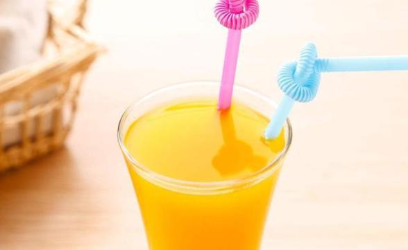 心理測(cè)試 你感到口渴會(huì)選擇哪杯飲品 測(cè)你在異性眼中形象如何